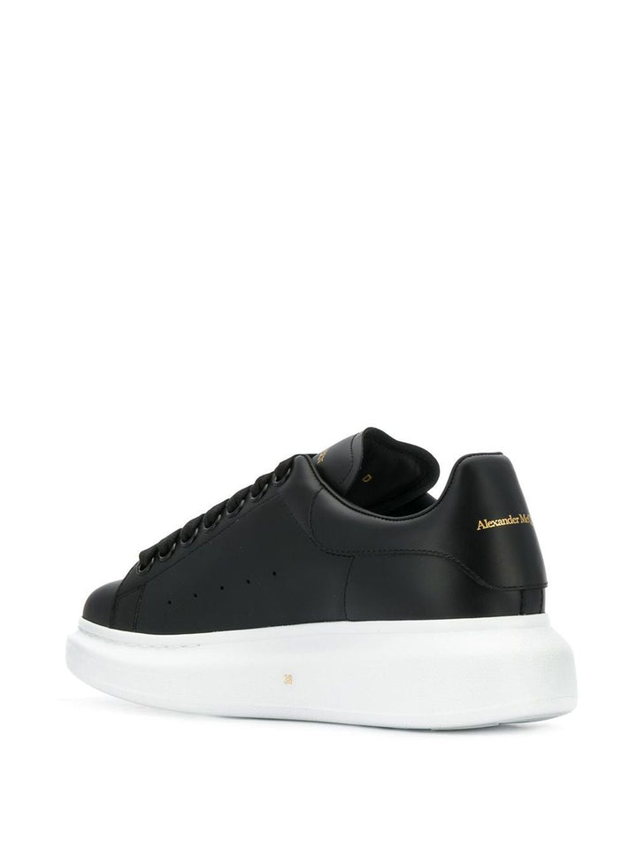 Alexander McQueen Sneakers Schwarz