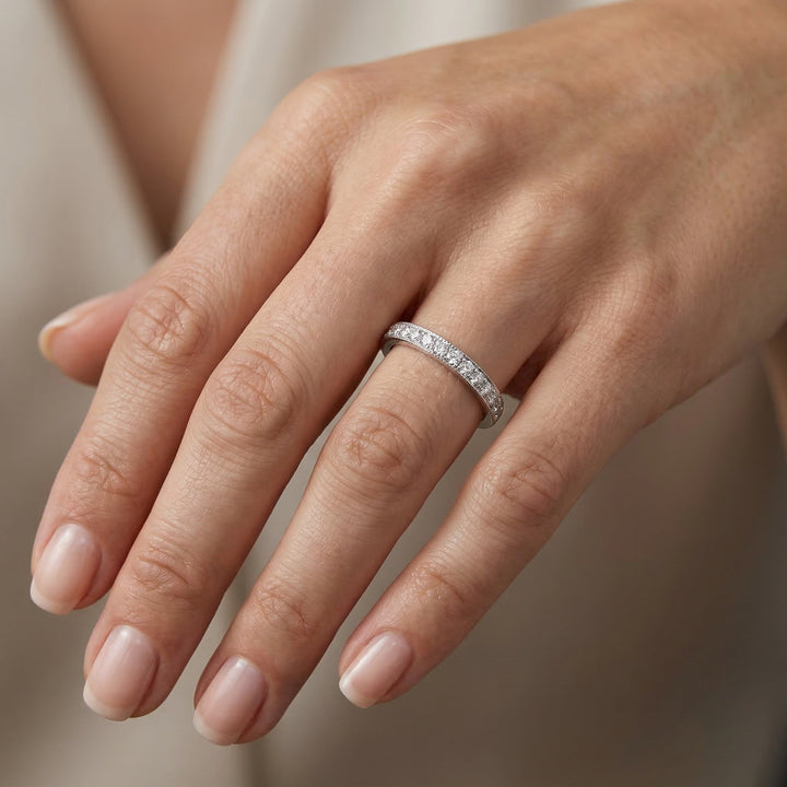 Leibish Diamond Wedding Ring with Milgrain Edge