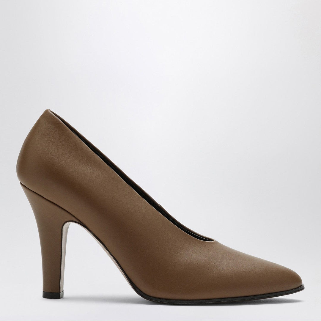 Apparel & Accessories 37 IT The Row - Prudens Fawn coloured décolleté Brand