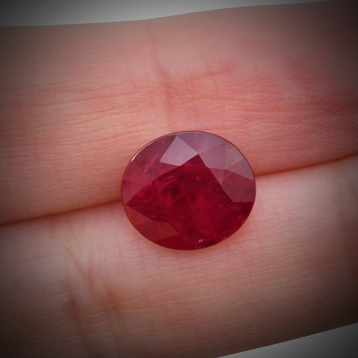 6.01 Carat Red MOZAMBIQUE Oval Ruby GRS