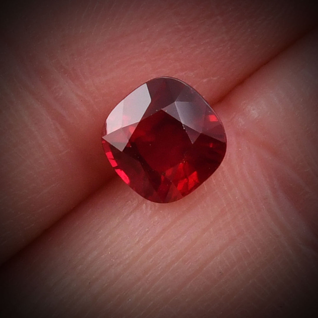 1.72 Carat Red MOZAMBIQUE Cushion Ruby CD