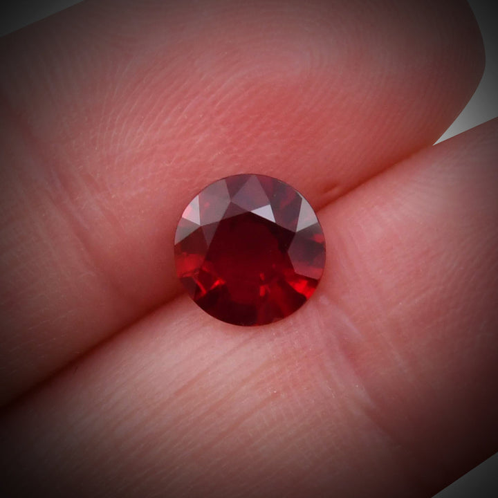 1.72 Carat Red MOZAMBIQUE Round Ruby CD