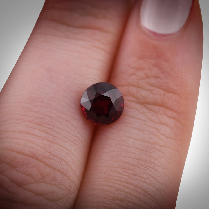 2.01 Carat Red MOZAMBIQUE Round Ruby CD